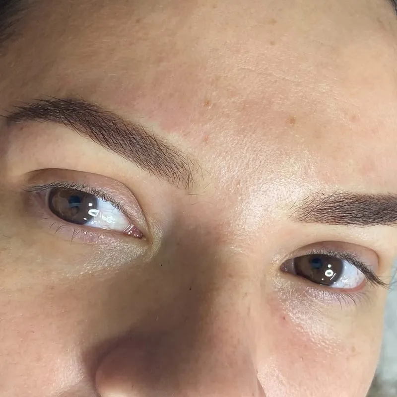 Micropigmentación de cejas en Xtreme Tattoo Murcia