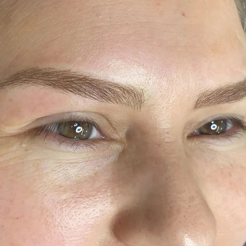 Microblading de cejas en Xtreme Tattoo Murcia